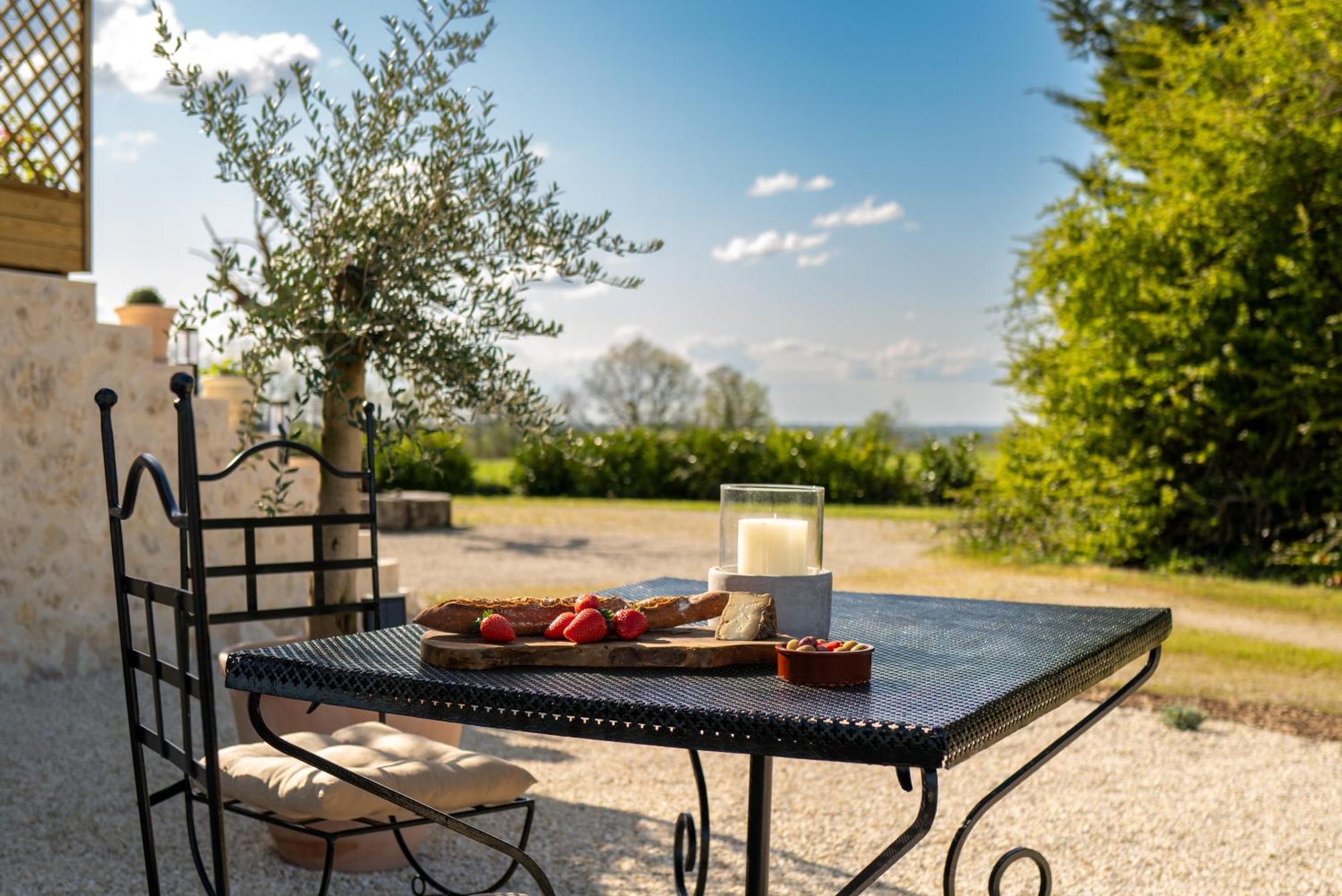 Enchanting Windmill Retreat Loubes-Bernac Exterior foto